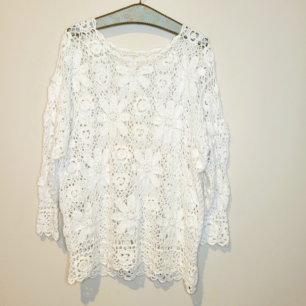 Vintage Floral Chrochet with Pearl Beads